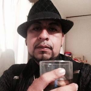 Meet your Posher, Jose